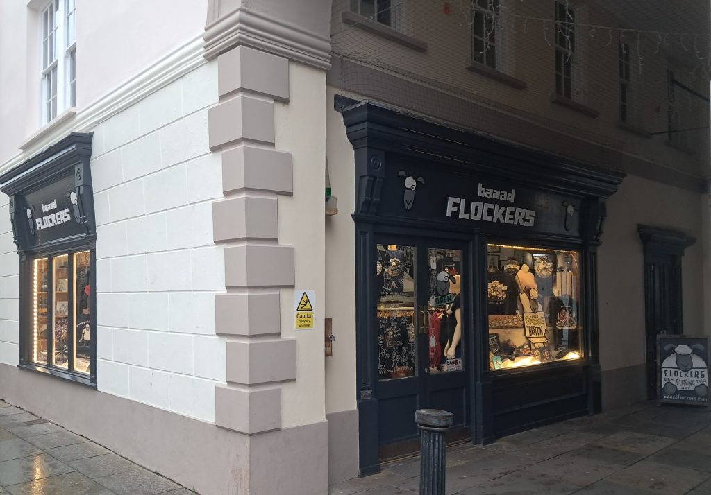 photo of Flockers shop in Brecon from the outside